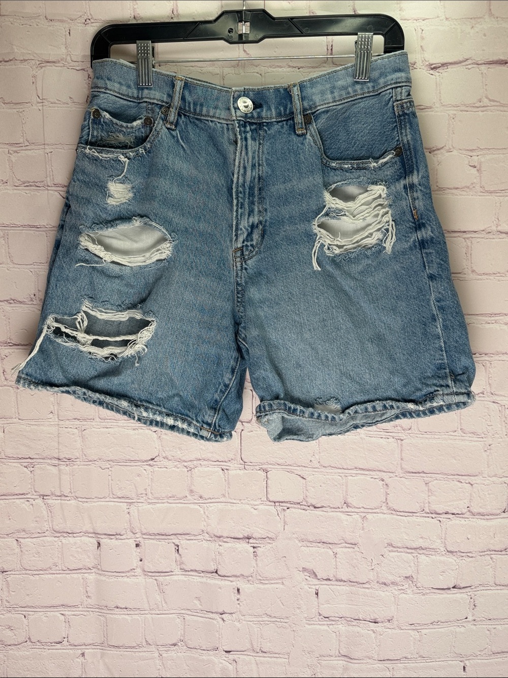American Eagle Outfitters Distressed Light Blue High-Rise Jean Shorts Woman’s 10